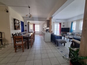 Smart TV, books, offices - Villa Grabella Amazing sea view and swimming pool (Πιτσίδια)