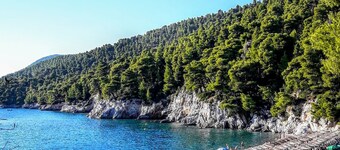 Malena Pool Villa avec vue imprenable dans un endroit calme. WIFI et jacuz gratuits