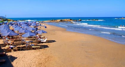 Modern,Beachfront,Amenities,No car needed 1