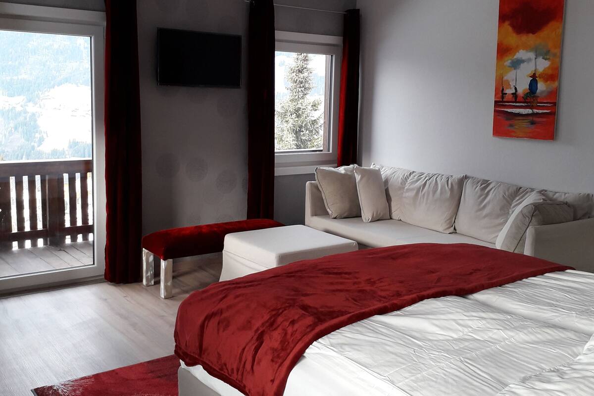 Deluxe Room, Balcony
