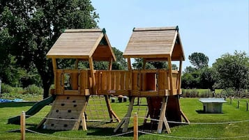 Children's play area - outdoor
