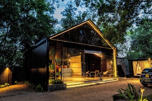 Restaurant - Area 4 eco cubes (Ella)