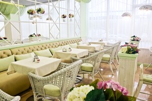 Restaurant - Vyatka Hotel (Kirov)