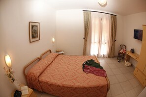 In-room safe, desk, laptop workspace, free WiFi - Hotel Lo Scirocco (Campo nell'Elba)