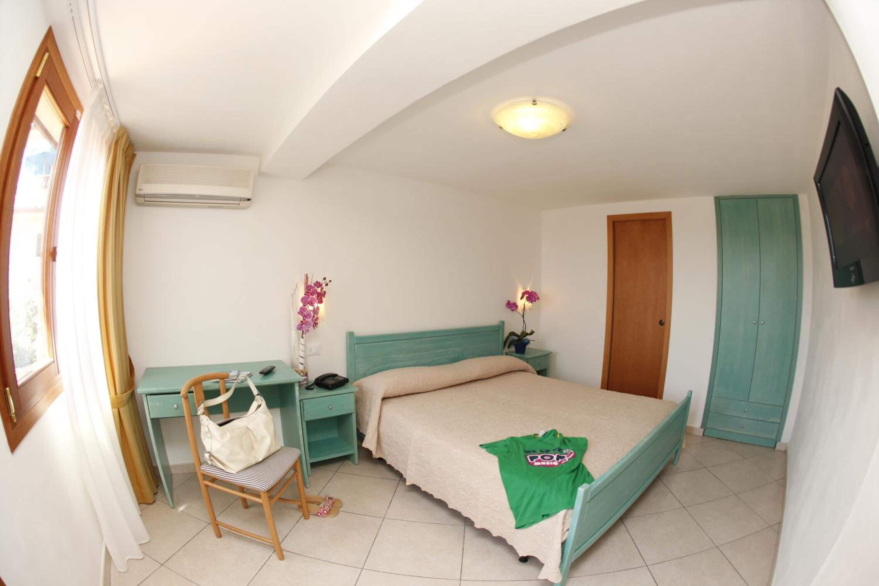 Photo - Hotel Lo Scirocco