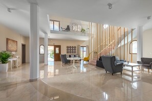 Interior - Evelyn Villa with private pool up to 10 (Αρχάγγελος)