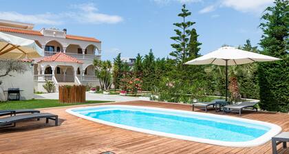 Evelyn Villa mit privatem Pool bis 10