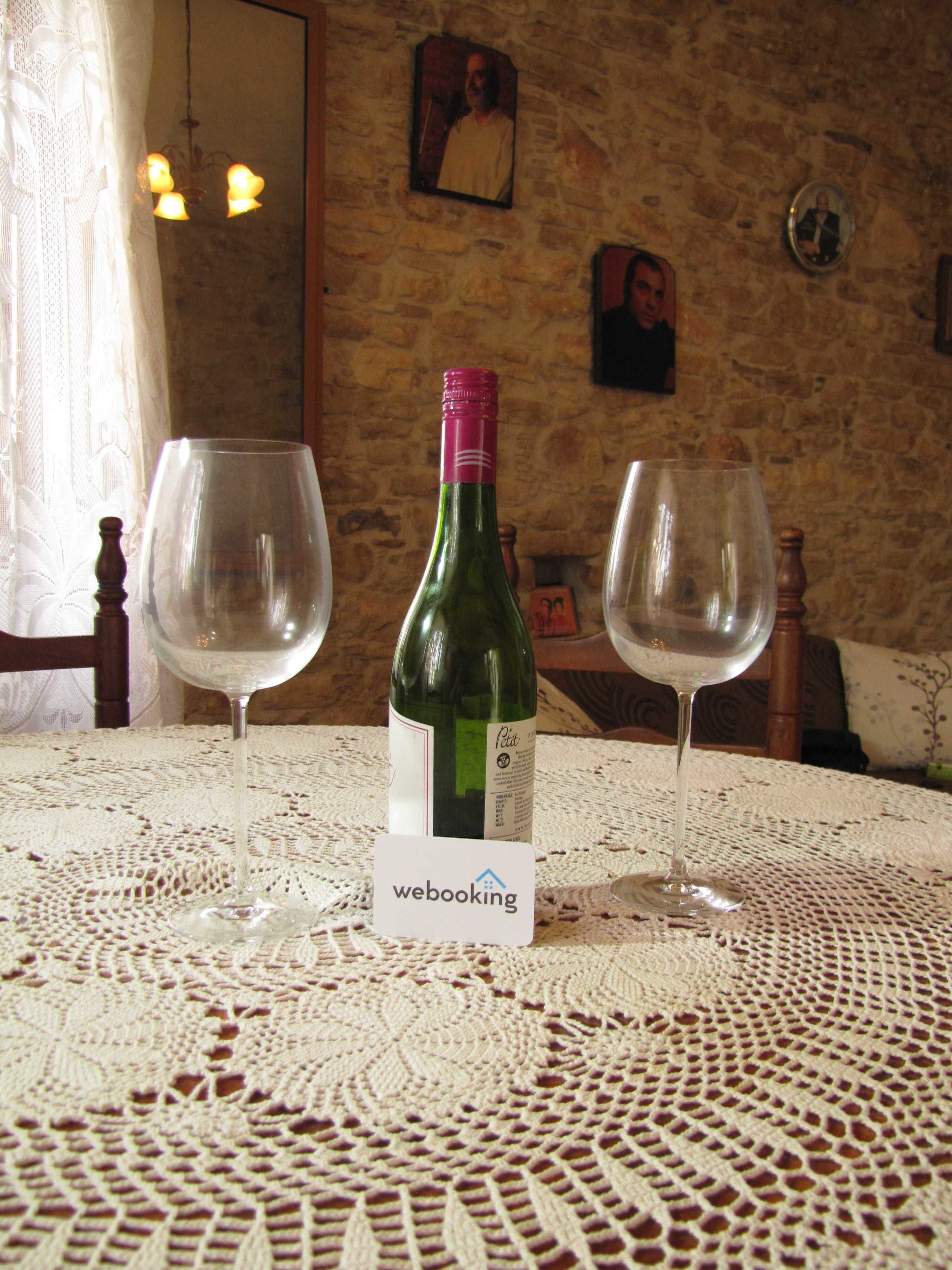 House, 1 Bedroom | In-room dining