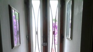Interior entrance - Villa Lea (Viareggio)