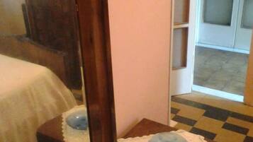 Basic-Doppel- oder -Zweibettzimmer | Zimmerausstattung