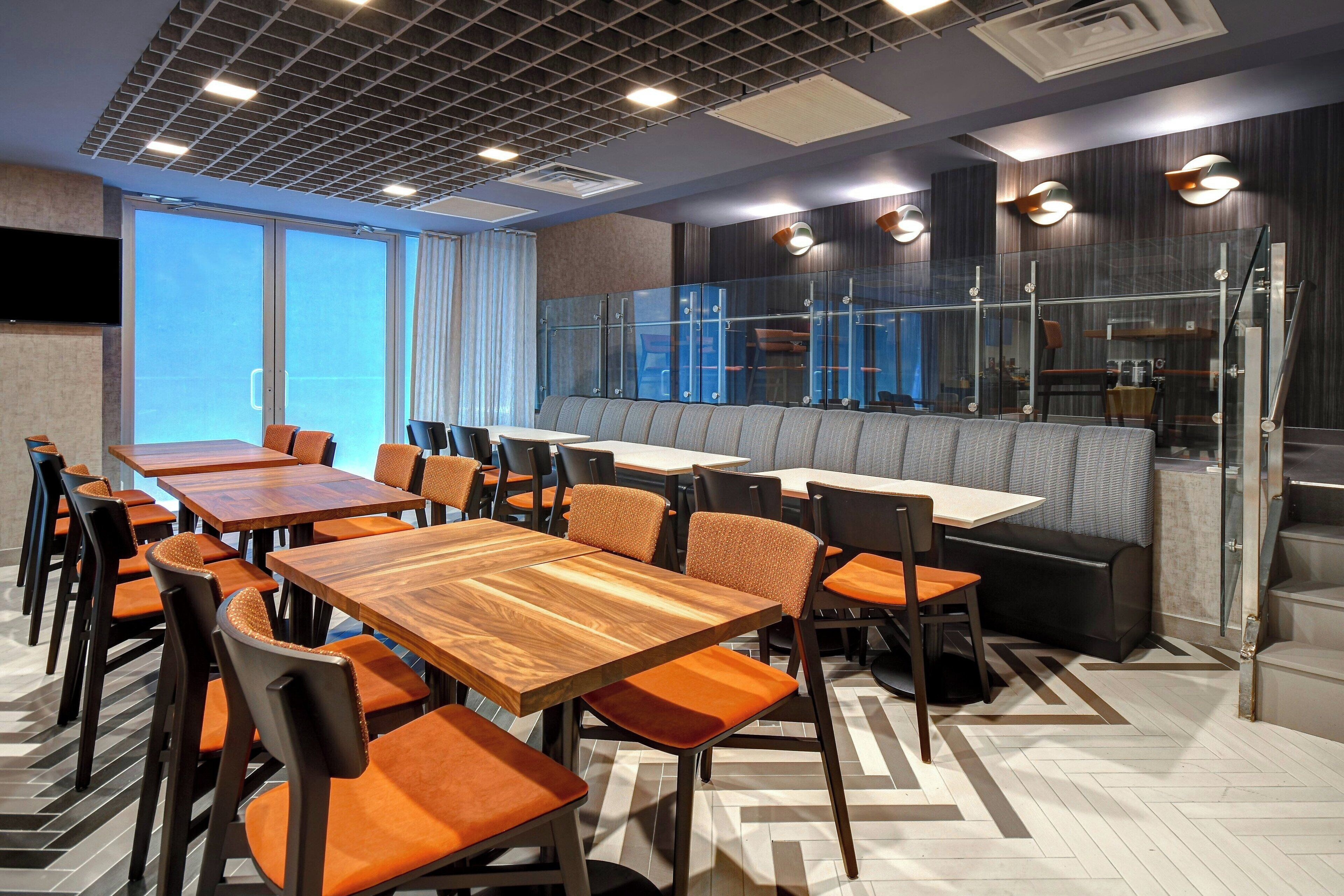 包每日自助早餐