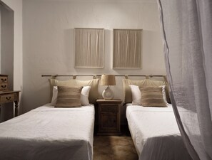 2 bedrooms, iron/ironing board, travel crib, free WiFi