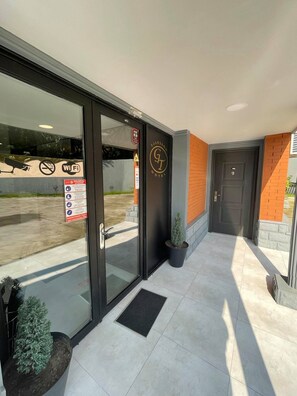 經濟雙人房, 1 張特大雙人床 (101) | 1 間臥室、高級寢具、迷你吧、客房內保險箱