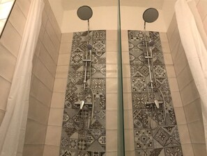 Towels - Castle-Wall-Inn - Hostel (Mikulov)