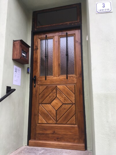 캐슬-월-인 - 호스텔