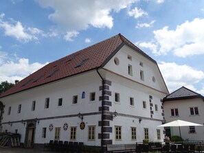 Exterior - Apartments Mozinetova hisa (Dobrova-Polhov Gradec)