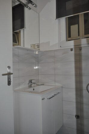 Apartment, 2Â Schlafzimmer | Badezimmer
