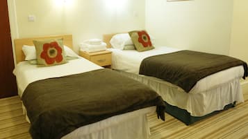 高級雙床房 | 獨特裝潢、布置獨特、書桌、免費無線上網