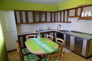 Apartment, 1 Schlafzimmer, Talblick | Eigene Küche