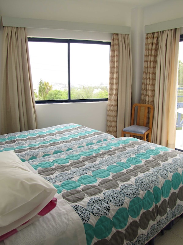 Departamento, 2 habitaciones, acceso a la alberca | 2 habitaciones, wifi gratis y ropa de cama