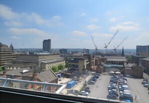 الإطلالة من المنشأة