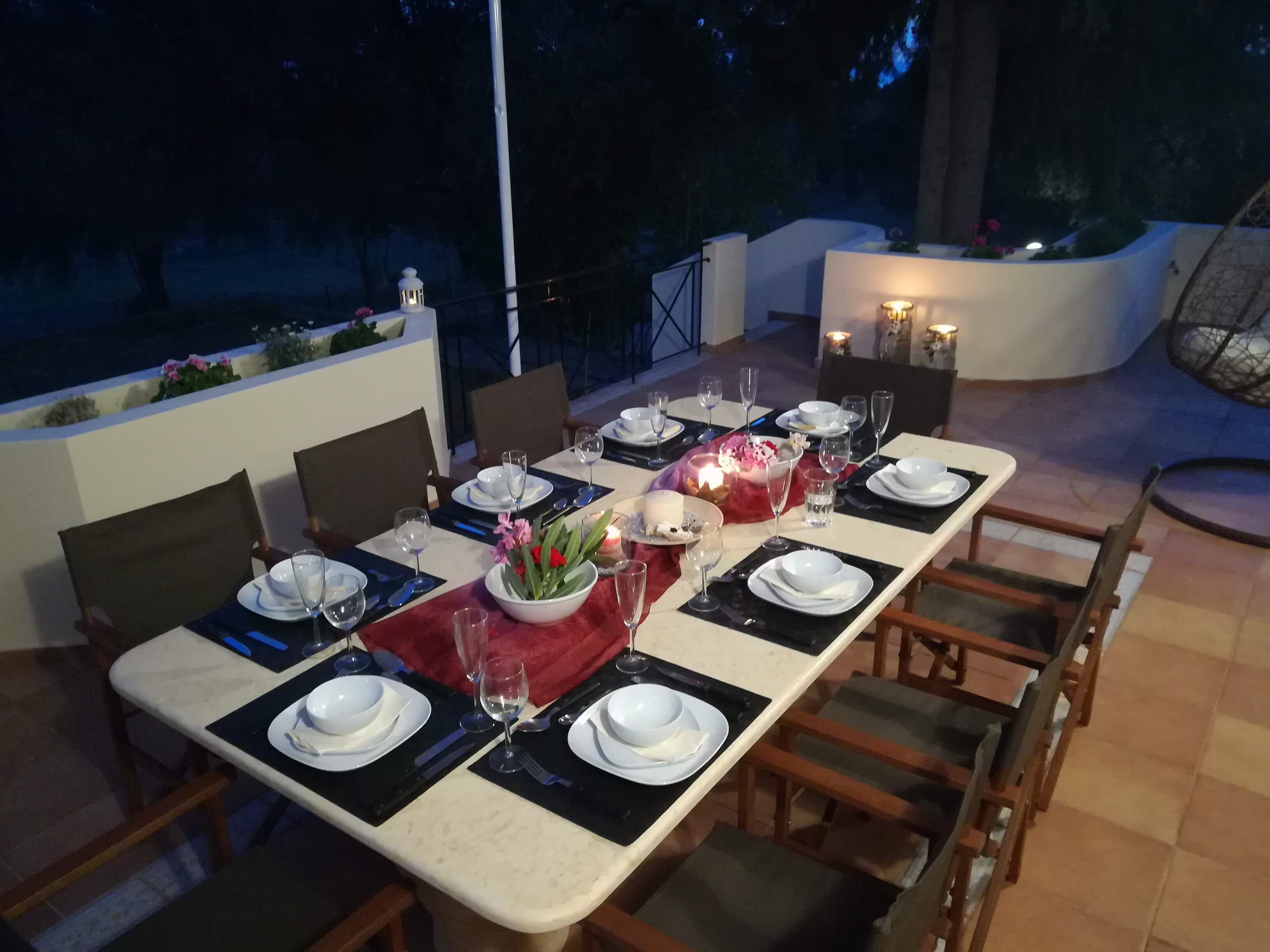 Outdoor dining