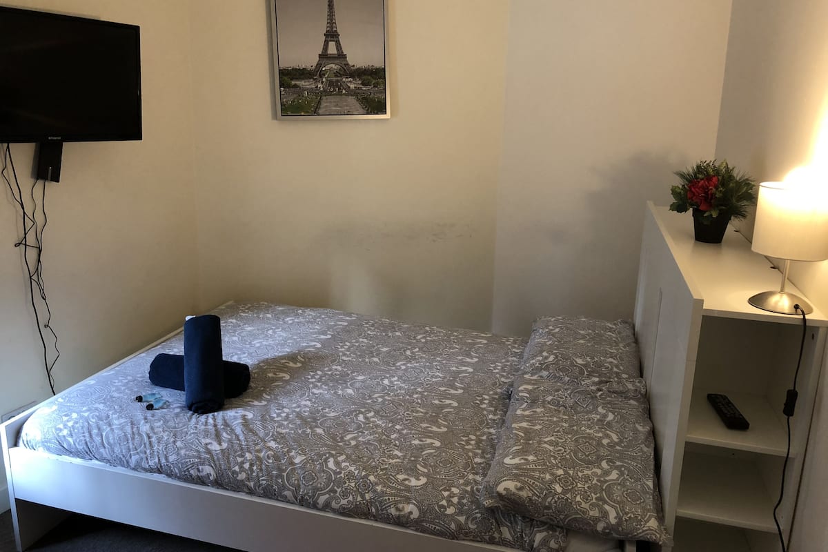 Camera doppia | Wi-Fi gratuito, lenzuola