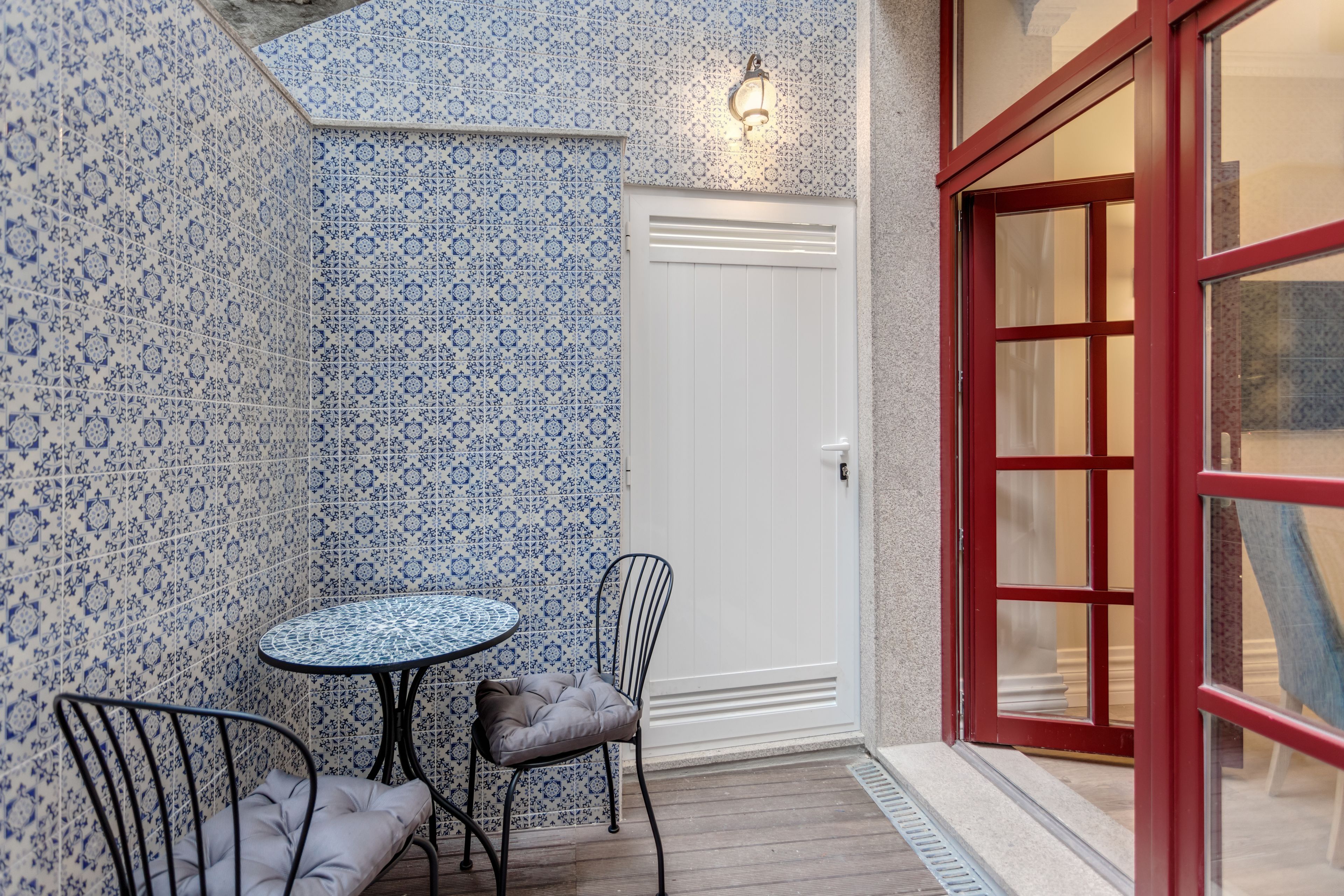 studio, terrace (groundfloor) | terrace/patio