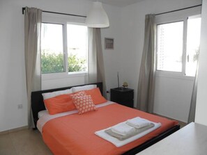 1 bedroom, desk, iron/ironing board, travel cot