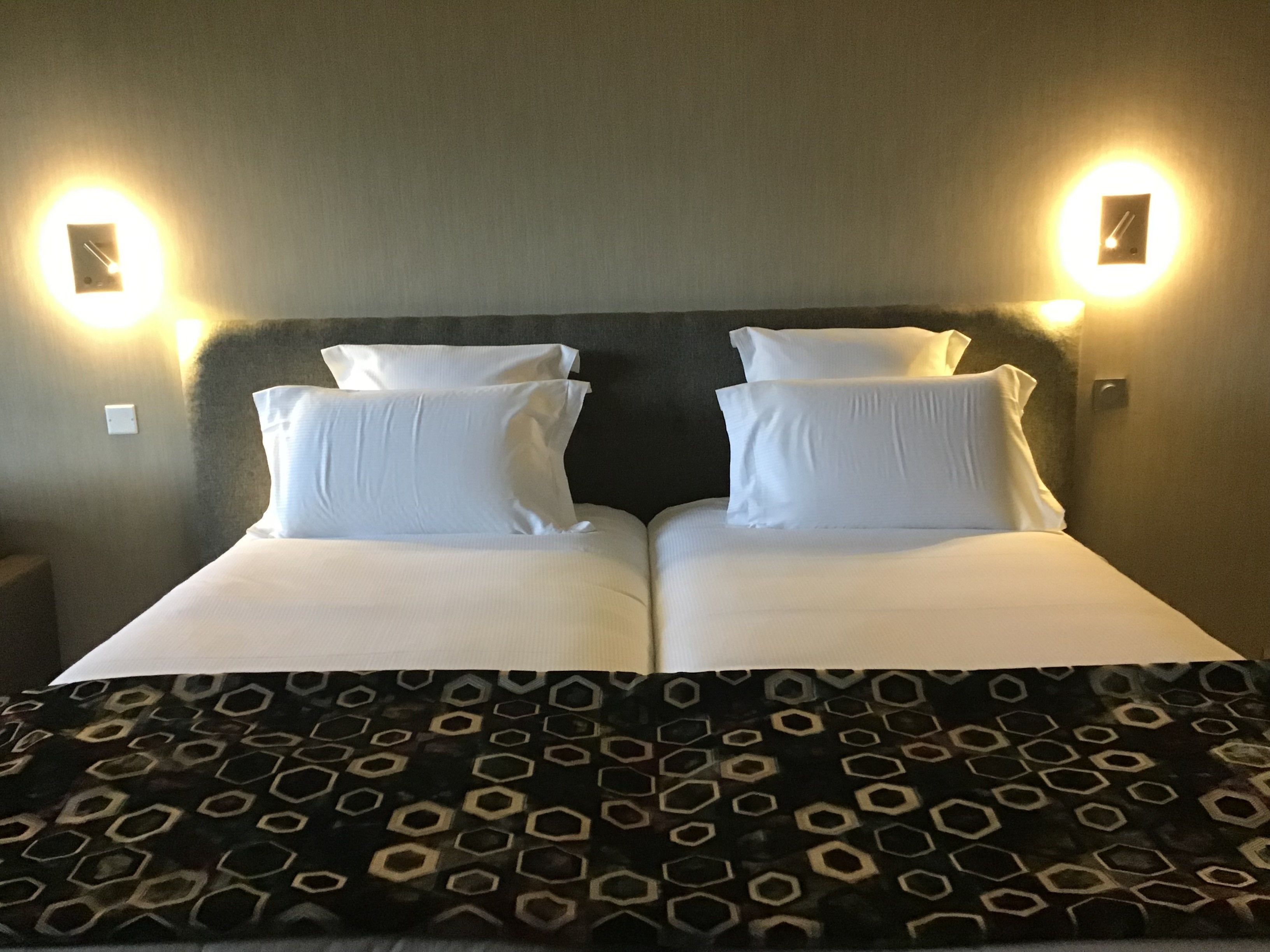 family room (or) | 1 bedroom, premium bedding, individually decorated