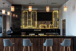 Bar (en la propiedad)