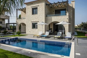 Outdoor pool, pool loungers