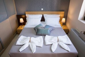 4 slaapkamers, een kluis op de kamer, een strijkplank/strijkijzer
