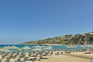 Beach nearby, beach towels