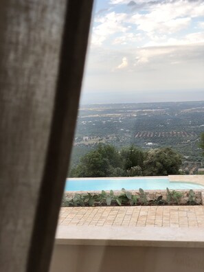 Panoramic Double Room, Pool View (Stanza 1) | View from room - B&B Le Ginestre (Fasano)