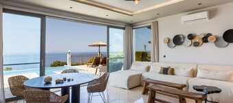 Villa with private pool - endless sea view / mountain view - Villa Di Capri