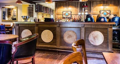 Crown & Punchbowl