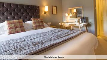 Standard King Room | Individually decorated, individually furnished, desk, blackout curtains