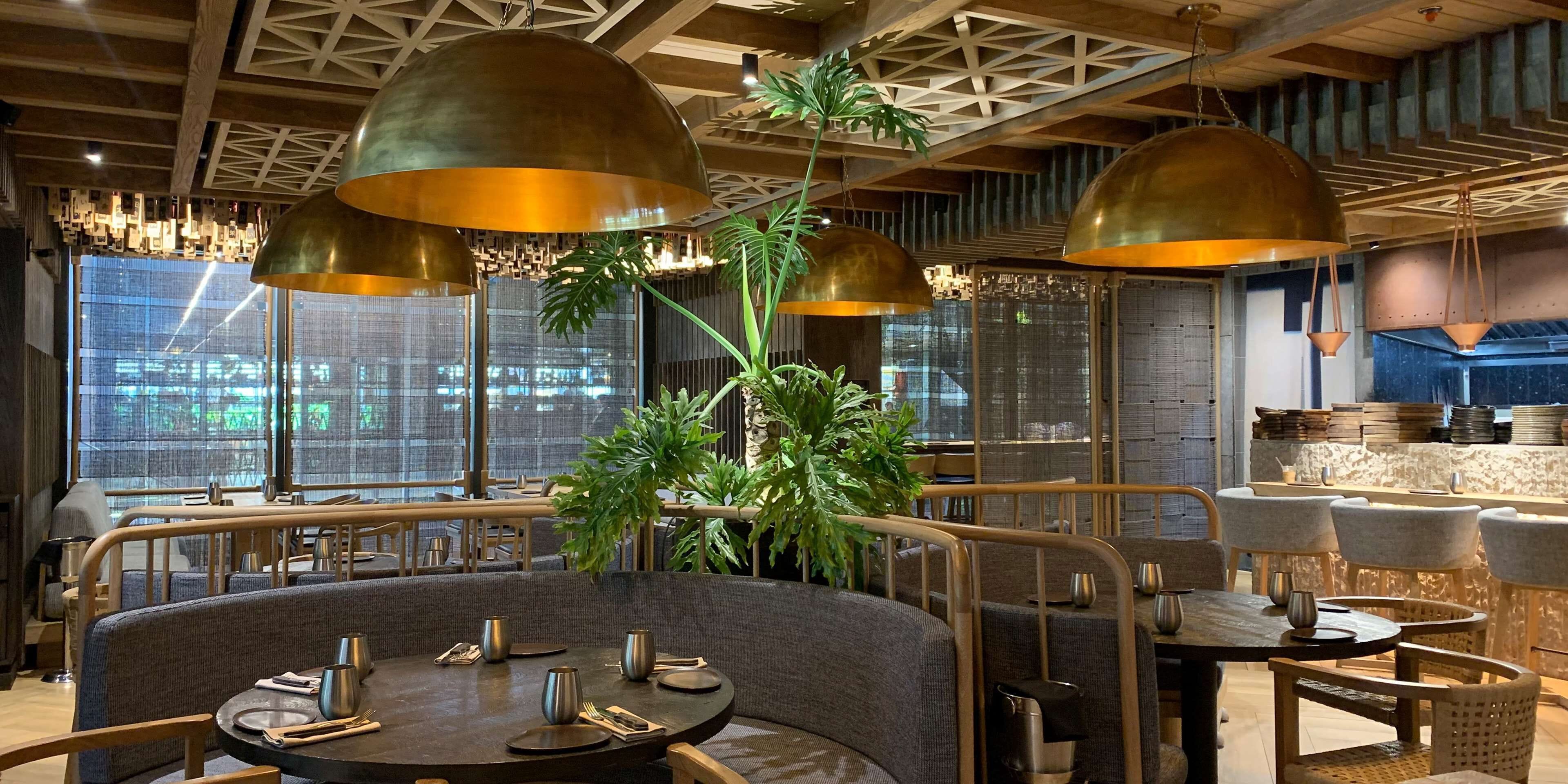 4 restaurants, breakfast, lunch, dinner served; japanese cuisine