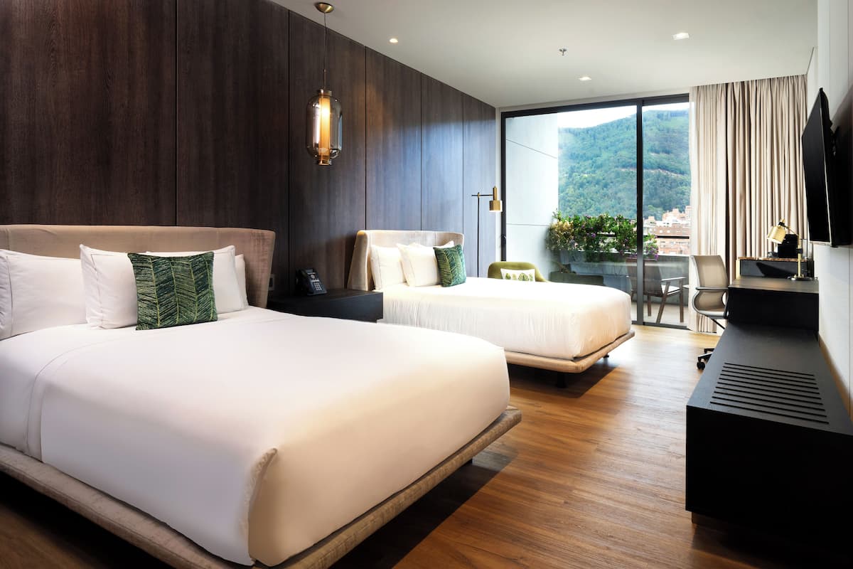 Premium bedding, down duvets, pillow-top beds, minibar