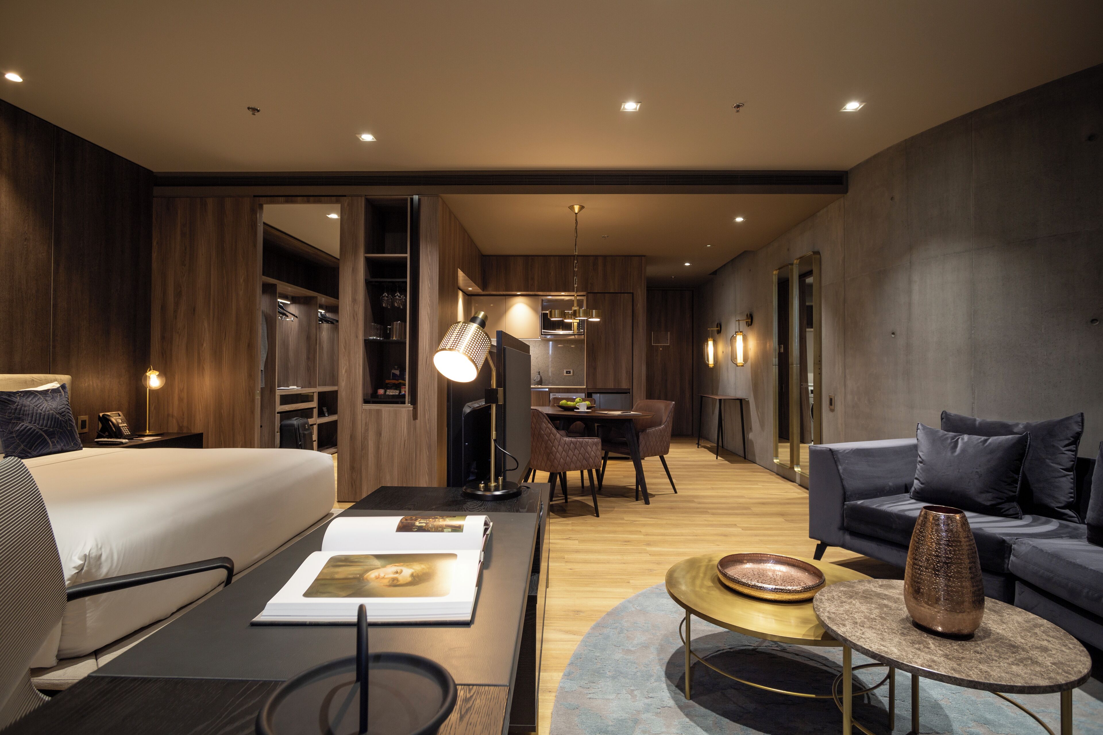 junior suite, 1 king bed | premium bedding, down duvets, pillow-top beds, minibar