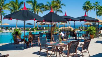 Outdoor pool, free cabanas, pool umbrellas