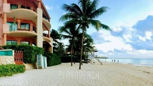 高级公寓式客房, 露 台, 部分海洋景观 (E1) | 沙滩/海景