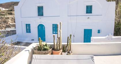 Das Haus der Singvögel. Romantisches traditionelles Studio mit schönem Meerblick