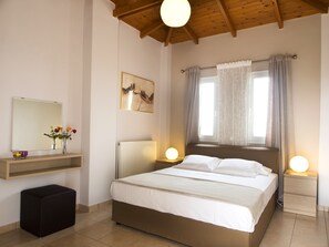 6 Schlafzimmer, Bügeleisen/Bügelbrett, kostenloses WLAN, Bettwäsche