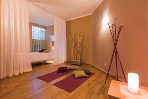 Massages des tissus profonds, massages sportifs, massages