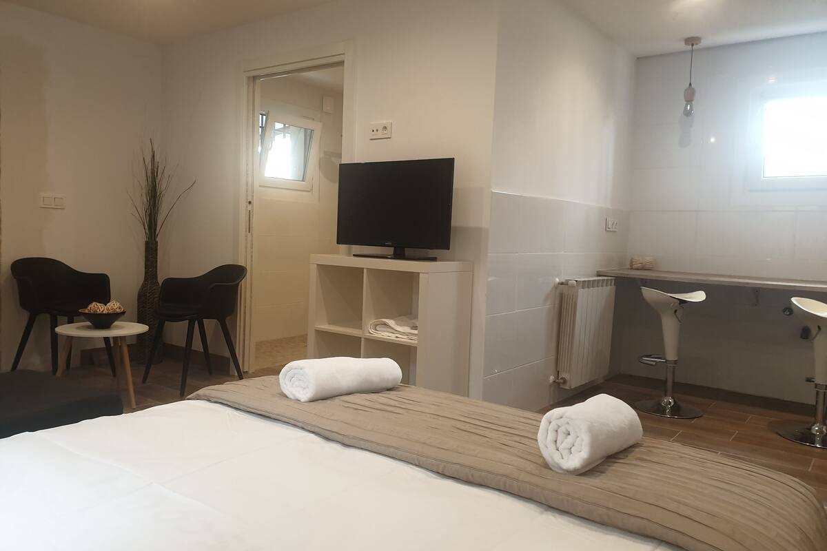 Superior Room, 1 Bedroom, Terrace (Free Parking) | Iron/ironing board, cribs (free), WiFi (free), individually decorated