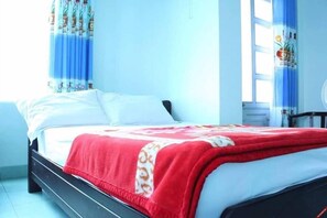 Standard Double Room | Minibar, free WiFi, bed sheets