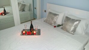 Family House | Soundproofing, iron/ironing board, cribs/infant beds, rollaway beds - Akadia Syros (Syros)