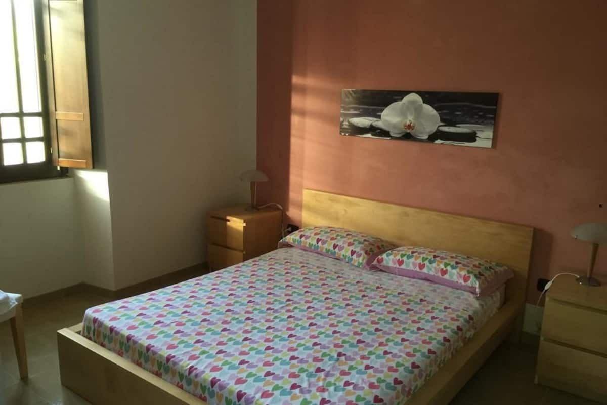 Bed sheets, wheelchair access